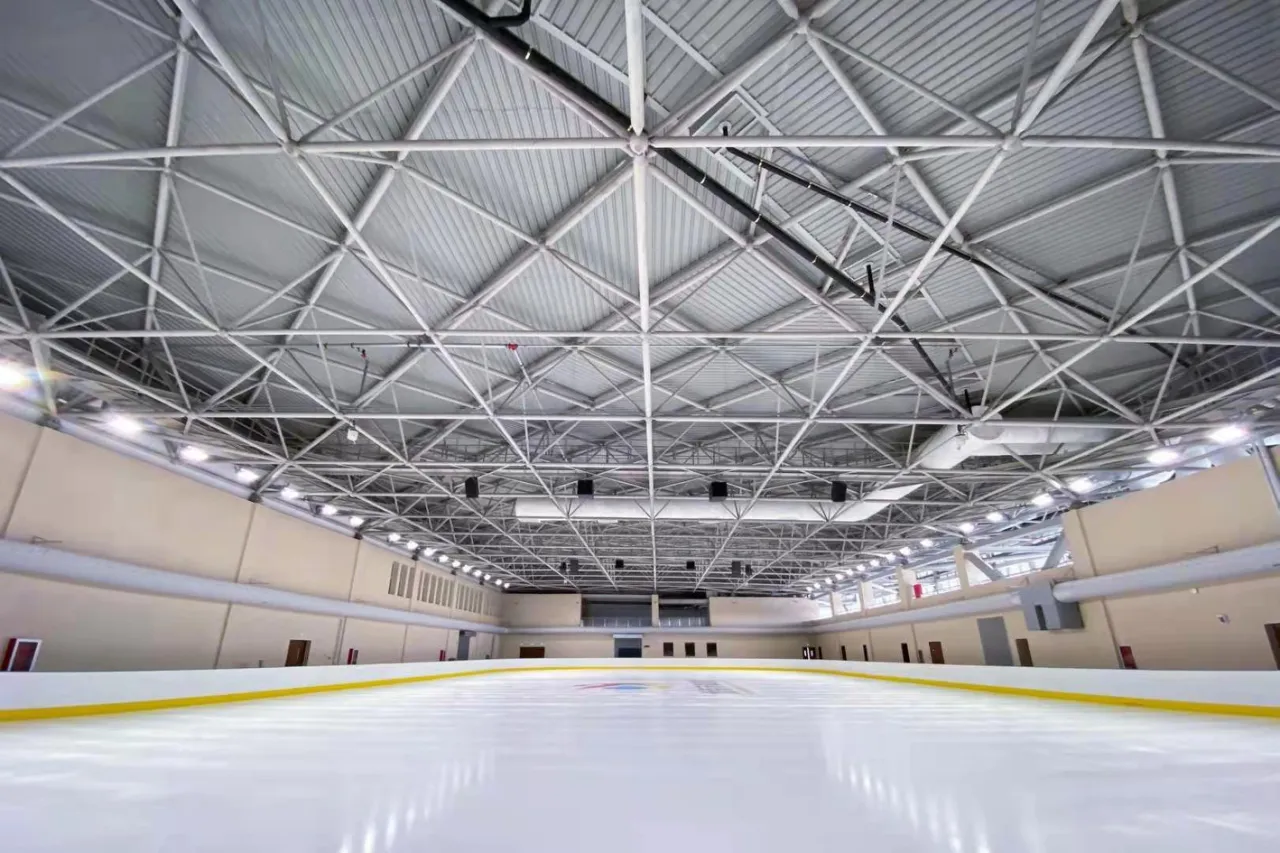 Ledus sporta halles tērauda konstrukcija