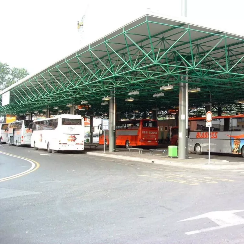 Tērauda konstrukciju autobusu depo